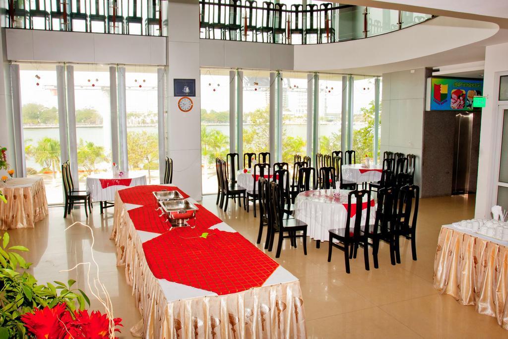 Varna Hotel Da Nang Exteriör bild